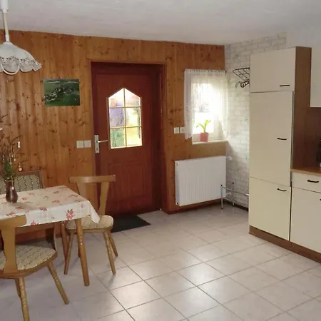 2 Bedroom Amazing In Stolpen, Ot Lauterbach * שטולפן